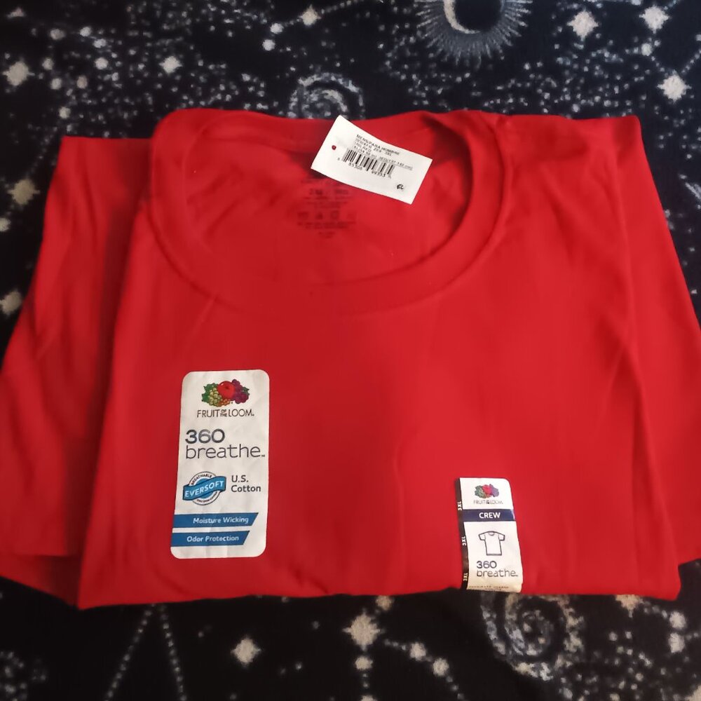 Tees Labeled 2 For $10 Fruit of the loom basic short sleeve tee